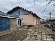 Se oferă spre vânzare / închiriere clădire cu spațiu... 