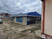 Se oferă spre vânzare / închiriere clădire cu spațiu... 