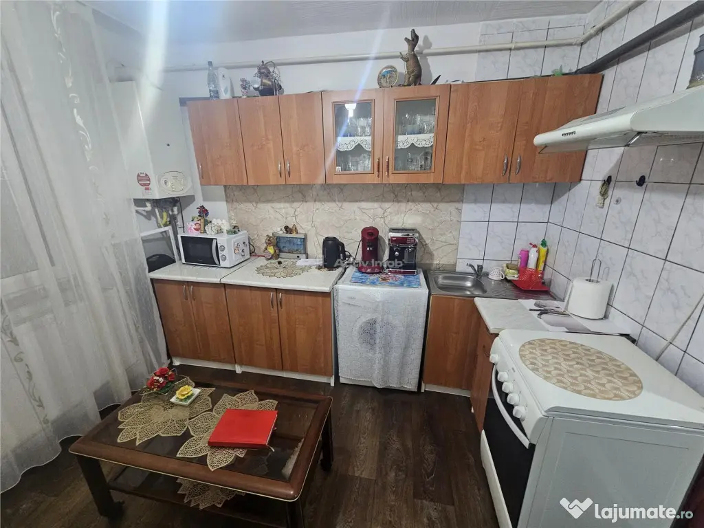 Resita, Garsoniera Mobilata Utilata, Parter, Calea Caransebe