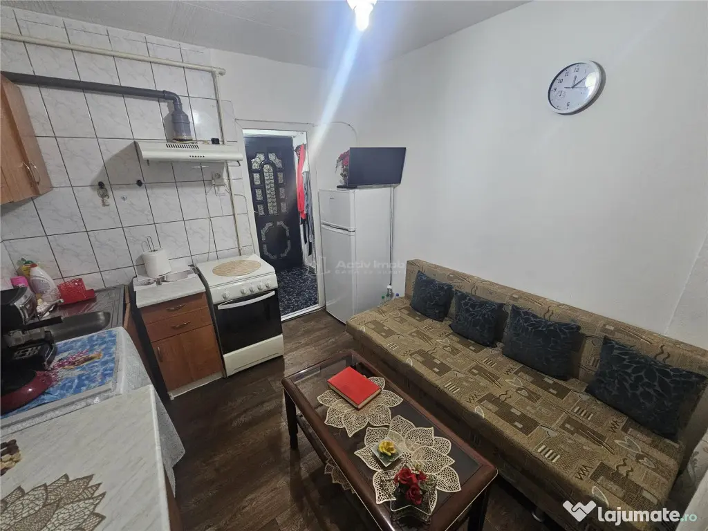 Resita, Garsoniera Mobilata Utilata, Parter, Calea Caransebe