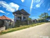 Casa generoasa cu teren de 1186 mp intravilan-Retevoiesti -P 