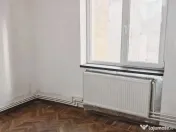 APARTAMENT 3 CAMERE DECOMANDAT ZONA PENINSULA/ PIATA OVIDIU 