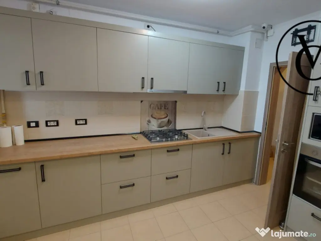 Apartament 2 camere decomandat- zona Casa de Cultura - centr