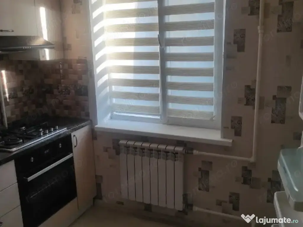 Oferim spre inchiriere garsoniera Ozana