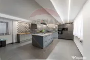 Vanzare 2 Cabane Lux Muntele Baisorii, Afacere la cheie, ... 