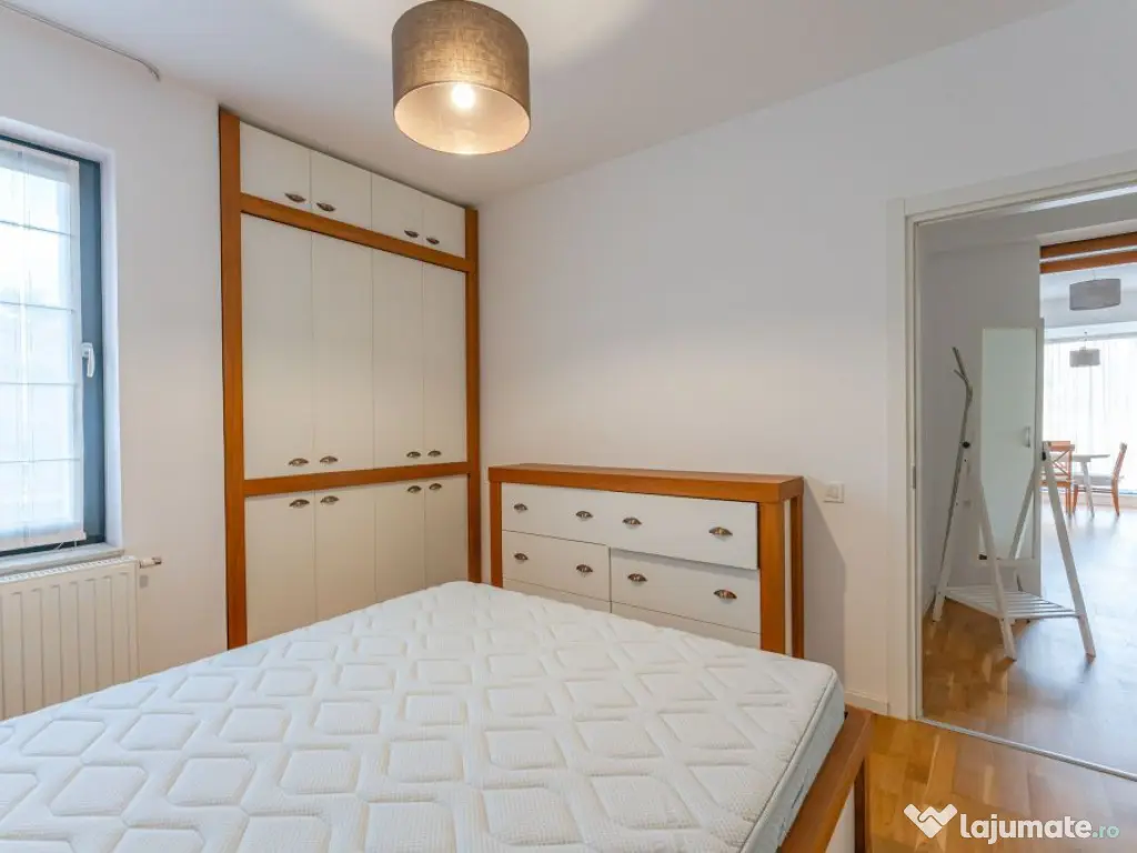 Apartament 2 Camere de Închiriat – Zona Șchei, Parcar...