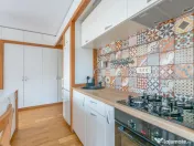 Apartament 2 Camere de Închiriat – Zona Șchei, Parcar... 