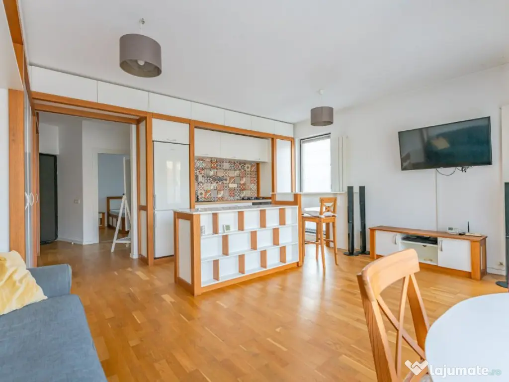 Apartament 2 Camere de Închiriat – Zona Șchei, Parcar...