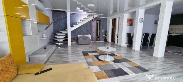 Casa / vila de vanzare lângă Parcul Dumbrava
