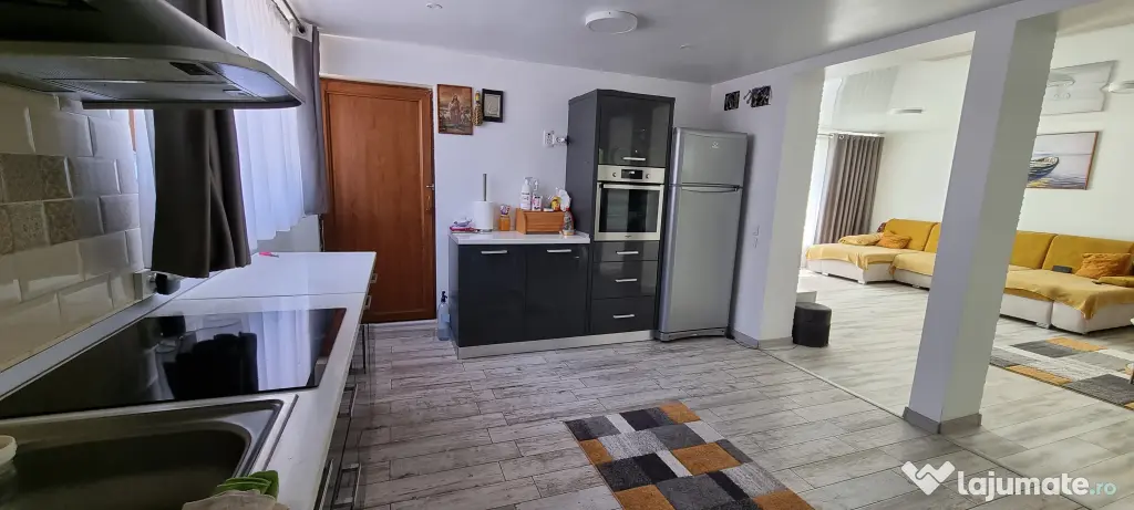 Casa / vila de vanzare lângă Parcul Dumbrava