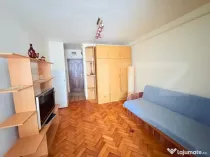 Garsoniera de vanzare, 21 mp, zona Ostrovului