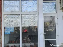 Spațiu comercial 50 mp, parter, cu vitrină și 2 intrări