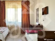 Pensiune cu 7 camere de vanzare in Baile 1 Mai 