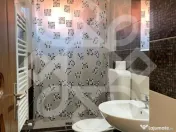 Pensiune cu 7 camere de vanzare in Baile 1 Mai 