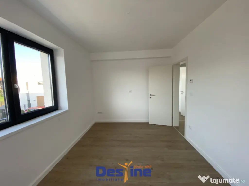 Vilă tip duplex, 4 camere, 102 mp + curte individuală, Bar