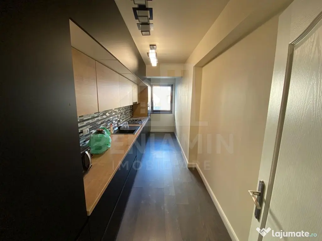 Apartament modern 3 camere-Zona Ciuperca-Loc de parcare-D...