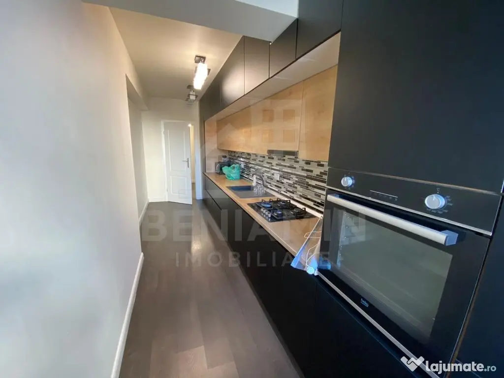 Apartament modern 3 camere-Zona Ciuperca-Loc de parcare-D...