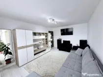 Apartament 3 camere decomandat, finisaje moderne, balcon ??