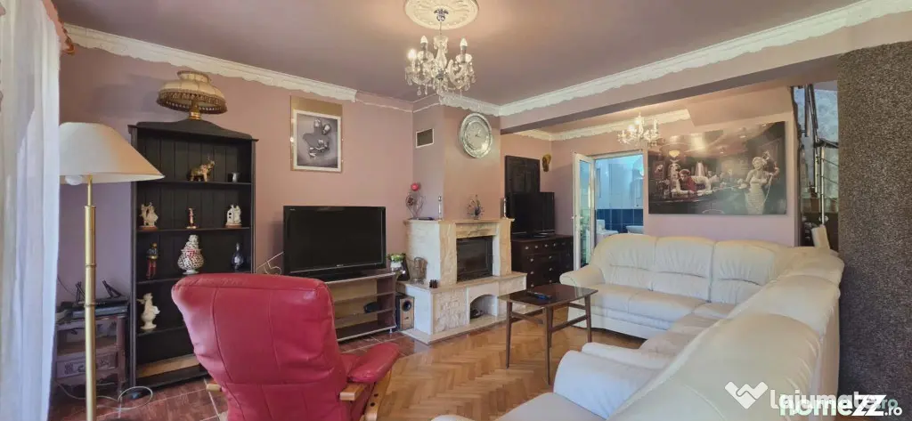 Casa/Pensiune,doua imobile „intr-unul singur” de vanzare, Valea Bratcu