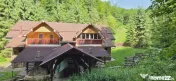 Casa/Pensiune,doua imobile „intr-unul singur” de vanzare, Valea Bratcu 