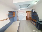 Apartament cu 2 camere de vânzare în zona 1 Mai 