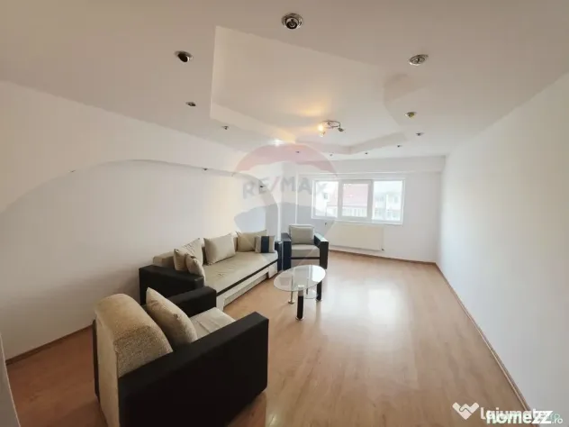 Apartament cu 2 camere de vânzare în zona 1 Mai