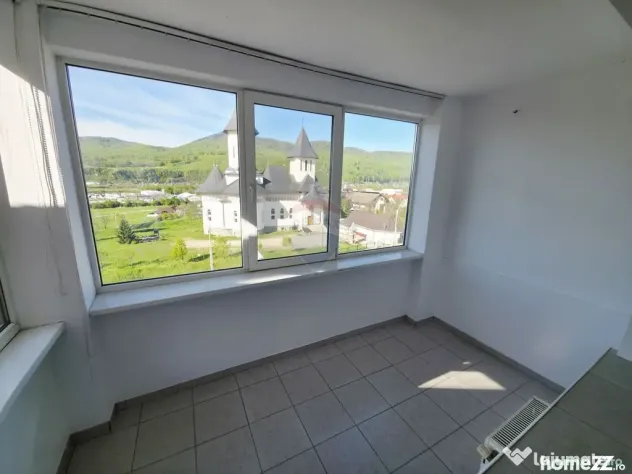 Apartament cu 2 camere de vânzare în zona 1 Mai