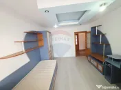 Apartament cu 2 camere de vânzare în zona 1 Mai 