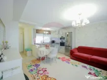 Casă de vânzare cu 4 camere în cartierul Beverly Hills...