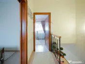 Casă de vânzare cu 4 camere în cartierul Beverly Hills... 