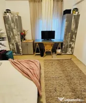 Apartament 3 camere in vila Giulesti zona linistita și curt 