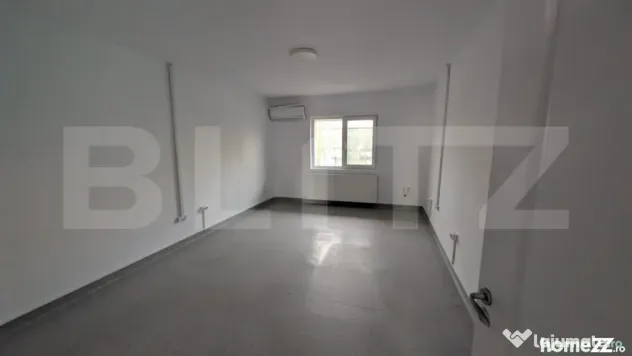 Proprietate cu teren intravilan, 450 mp, zona Micro 6