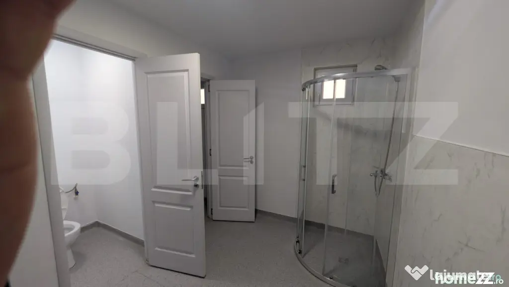 Proprietate cu teren intravilan, 450 mp, zona Micro 6