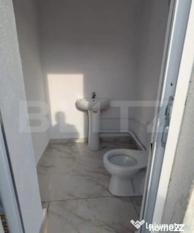Proprietate cu teren intravilan, 450 mp, zona Micro 6
