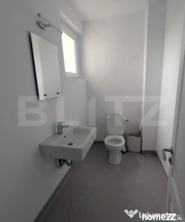 Proprietate cu teren intravilan, 450 mp, zona Micro 6
