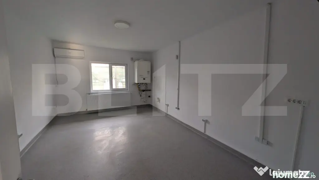 Proprietate cu teren intravilan, 450 mp, zona Micro 6