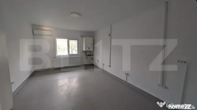 Proprietate cu teren intravilan, 450 mp, zona Micro 6