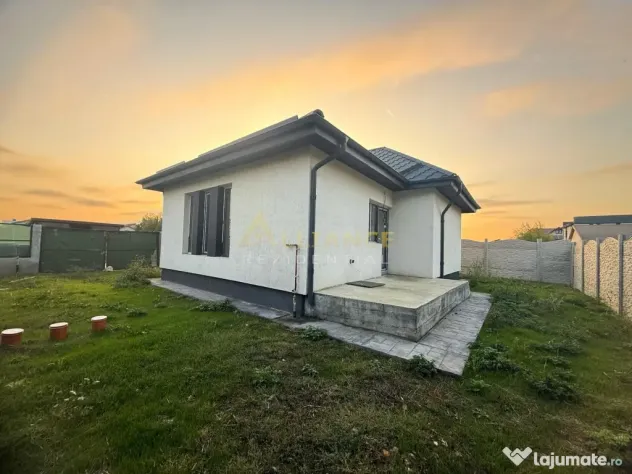 Casa Individuala / 3 Camere / 1 Baie / Teren 270 mp