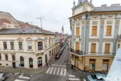 Apartament ultracentral cu 2 camere neamenajat Comision 0 