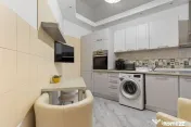 Apartament ultracentral cu 2 camere neamenajat Comision 0 
