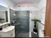 Apartament generos cu 4 camere de inchiriat- langa Hotel ... 