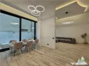 Apartament de inchiriat cu 3 camere gradina in Pipera / Sc 