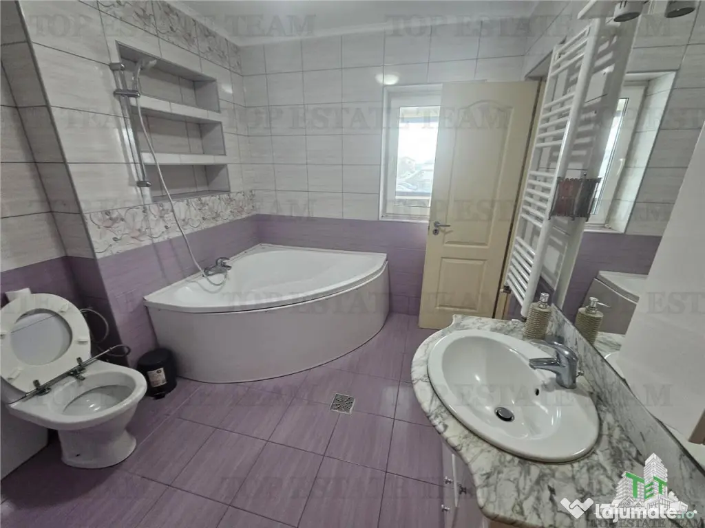 Casa 274mp cu panouri solare/garaj in Ciorogarla (se accepta