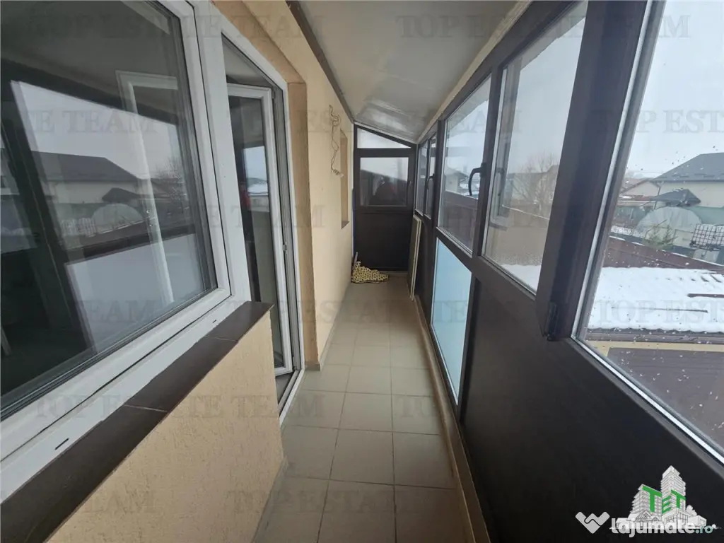 Casa 274mp cu panouri solare/garaj in Ciorogarla (se accepta