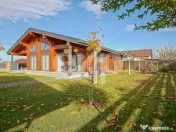 Casă din Pin Nordic Lamelar Stratificat (6 straturi) | Saun 