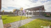 Casă din Pin Nordic Lamelar Stratificat (6 straturi) | Saun