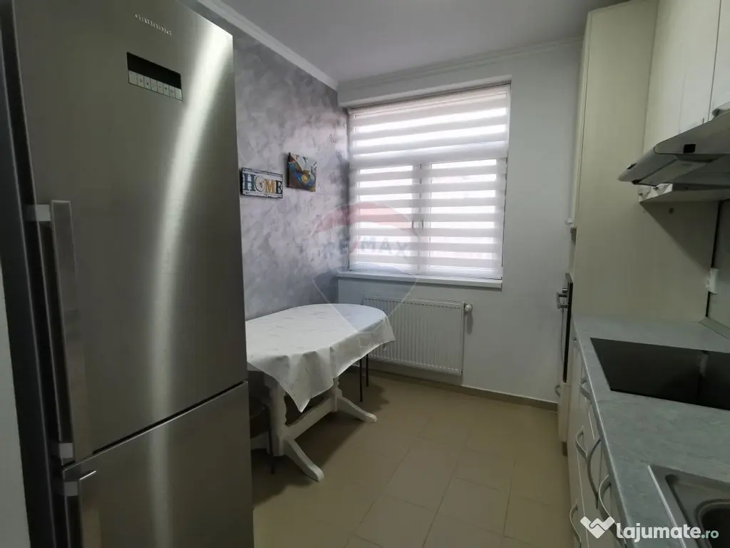 Apartament cu 2 camere de închiriat, zona Rogerius, Spit...