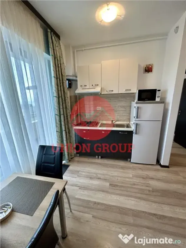 Apartament 2 Camere Mobilat Complet, Totul Nou, Summerland