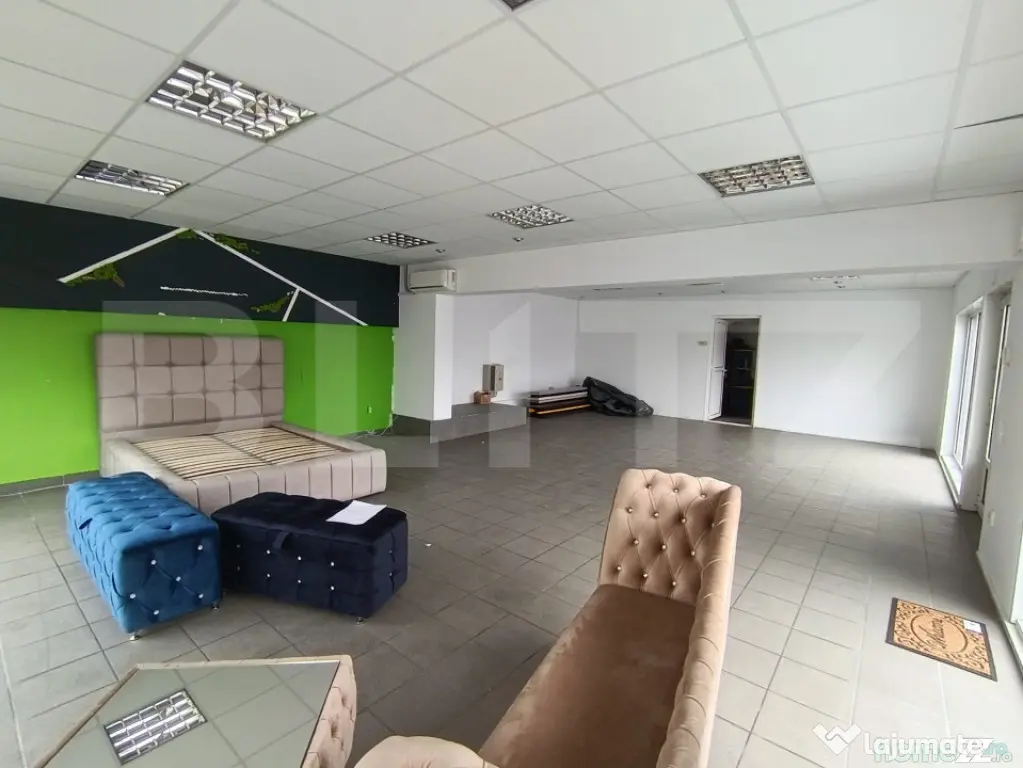 Spatiu comercial de inchiriat in suprafat de 77 mp, Zona Gho - Zalau (Salaj)