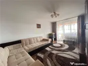 De apartament 3 camere, situat pe strada Turnul Magurele, i 